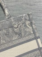 dior m1265 small book tote toile de jouy sauvage embroidery m9609 005 luxibags.ru .jpg