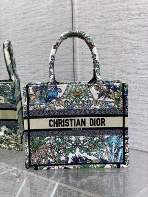 dior m1265 small book tote toile de jouy sauvage embroidery m9613 001 luxibags.ru .jpg