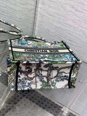 dior m1265 small book tote toile de jouy sauvage embroidery m9613 007 luxibags.ru .jpg