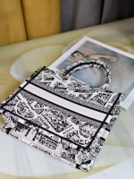 dior m1265 small book tote white and black plan de paris embroidery m9616 006 luxibags.ru .jpg dior m1265 small book tote white and black plan de paris embroidery m9616 006 luxibags.ru .jpg