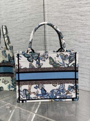 dior m1265 small book tote white and pastel midnight blue toile de jouy mexico embroidery 004 luxibags.ru .jpg