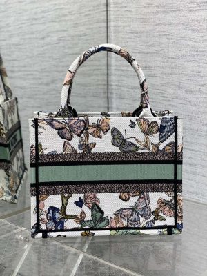 dior m1265 small book tote white and pastel midnight green toile de jouy mexico embroidery 004 luxibags.ru .jpg