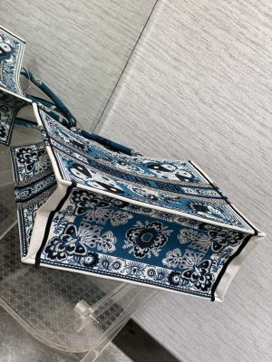 dior m1286 large book tote blue and white butterfly bandana embroidery 007 luxibags.ru .jpg