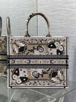 dior m1286 large book tote butterfly bandana embroidery m106 04 luxibags.ru .jpg