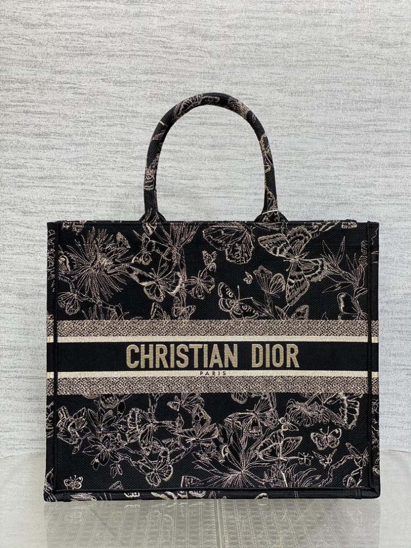 dior m1286 large book tote butterfly bandana embroidery m108 01 luxibags.ru .jpg