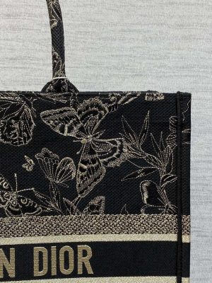 dior m1286 large book tote butterfly bandana embroidery m108 03 luxibags.ru .jpg