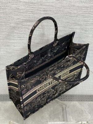 dior m1286 large book tote butterfly bandana embroidery m108 08 luxibags.ru .jpg