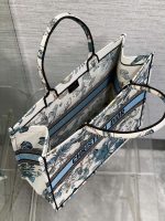 dior m1286 large book tote butterfly bandana embroidery m120 08 luxibags.ru .jpg dior m1286 large book tote butterfly bandana embroidery m120 08 luxibags.ru .jpg