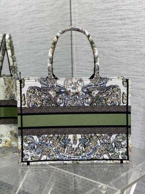 dior m1296 book tote medium blue and white butterfly bandana embroidery m098 04 luxibags.ru .jpg