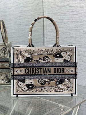 dior m1296 book tote medium blue and white butterfly bandana embroidery m100 01 luxibags.ru .jpg