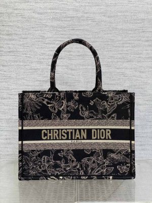 dior m1296 book tote medium blue and white butterfly bandana embroidery m102 01 luxibags.ru .jpg