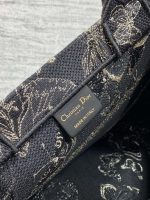 dior m1296 book tote medium blue and white butterfly bandana embroidery m102 09 luxibags.ru .jpg dior m1296 book tote medium blue and white butterfly bandana embroidery m102 09 luxibags.ru .jpg