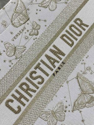 dior m1296 book tote medium blue and white butterfly bandana embroidery m103 02 luxibags.ru .jpg