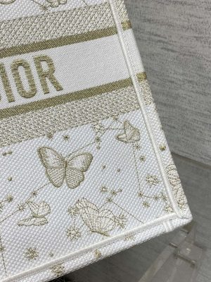 dior m1296 book tote medium blue and white butterfly bandana embroidery m103 03 luxibags.ru .jpg