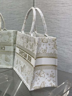 dior m1296 book tote medium blue and white butterfly bandana embroidery m103 06 luxibags.ru .jpg