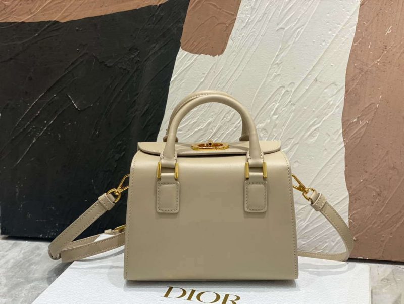 dior m8671ubeq m900 small boston bag beige box calfskin m8671 01 luxibags.ru .jpg