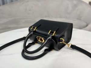 dior m8671ubeq m900 small boston bag black box calfskin m8671 15 luxibags.ru .jpg
