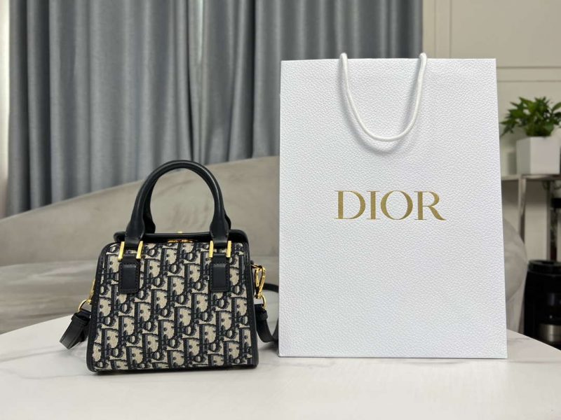 dior m8671ubeq m900 small boston bag navy blue box oblique m8671 01 luxibags.ru .jpg