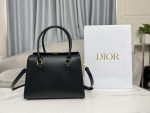 dior m8675 medium boston bag black box calfskin 01 luxibags.ru .jpg