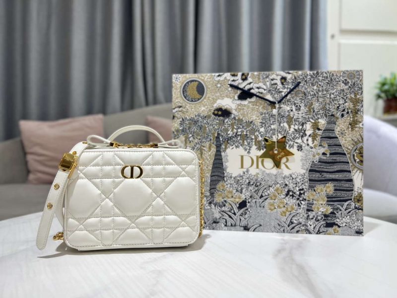dior s5140 caro box bag white quilted macrocannage calfskin 001 luxibags.ru .jpg