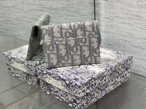 dior s5611 saddle flap card holder gray dior oblique jacquard 02 luxibags.ru .jpg