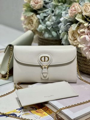 dior s5703 bobby east west pouch with chain white smooth calfskin 001 luxibags.ru .jpg