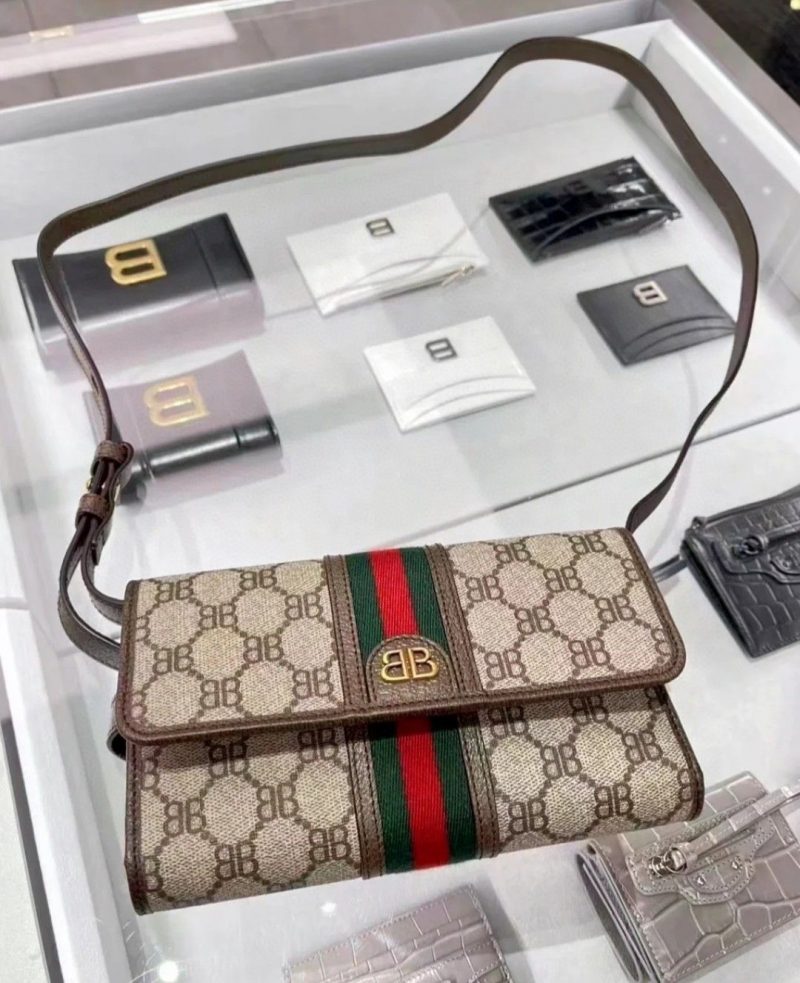 gampampampb 1 avn44.jpg