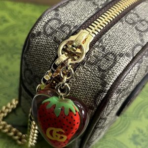 gucci 726252 strawberry coin purse with double g brown 7 luxibags.ru .jpg