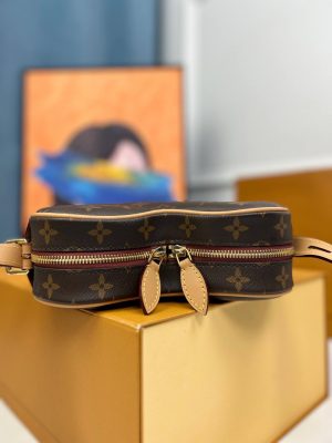 lv bag 4