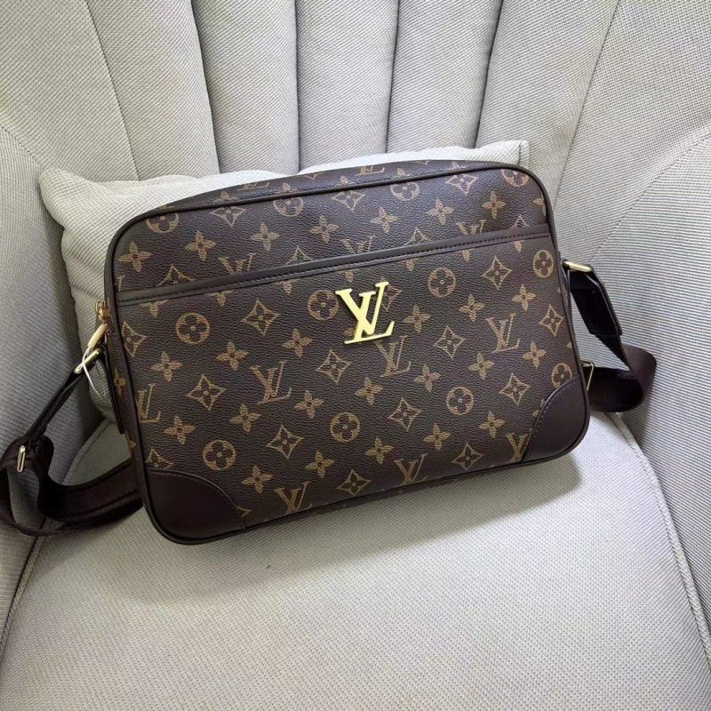 lv borsa uomo 6gy1n.jpg