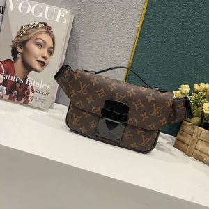 lv borsa uomo 78xrb.jpg