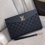 lv borsa uomo 9iq3t.jpg