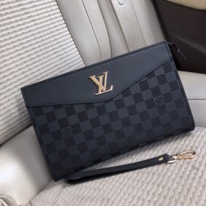 lv borsa uomo 9iq3t.jpg