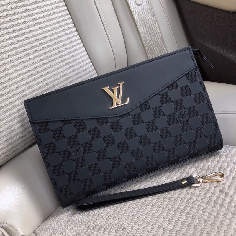lv borsa uomo 9iq3t.jpg