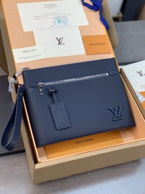 lv borsa uomo be9xl.jpg