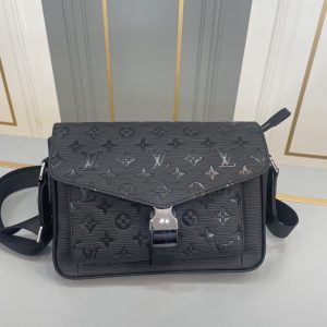 lv borsa uomo d59dz.jpg