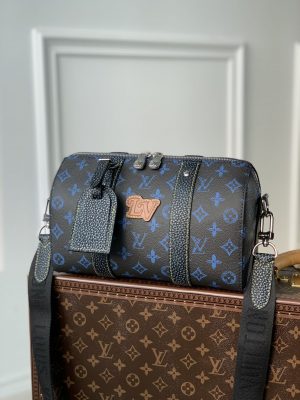 lv borsa uomo ggsjh.jpg