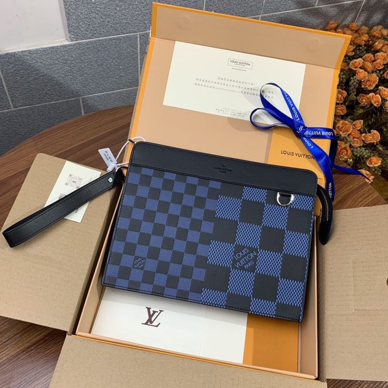 lv borsa uomo hip2m.jpg