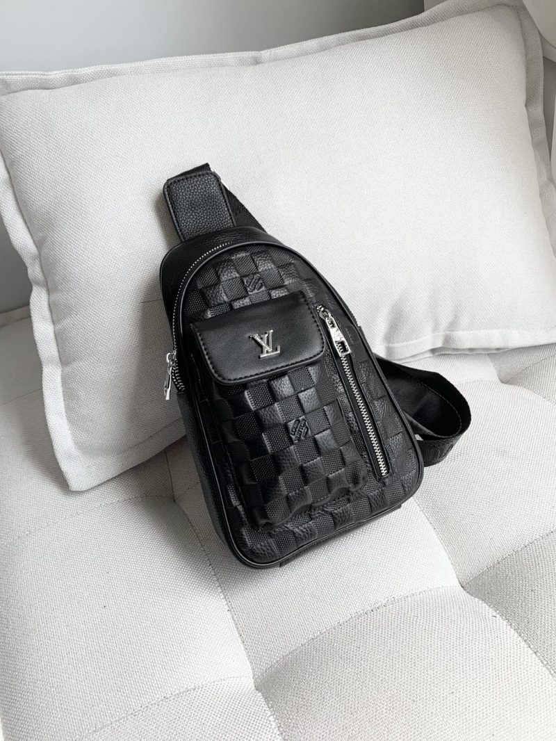 lv borsa uomo imdqn.jpg