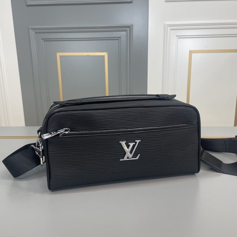 lv borsa uomo ixvtu.jpg
