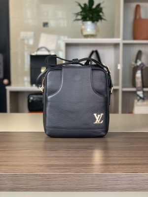 lv borsa uomo j20gc.jpg