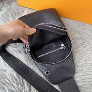 lv borsa uomo jbdus.jpg