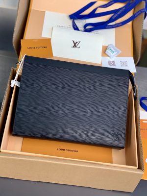 lv borsa uomo kqcrw.jpg
