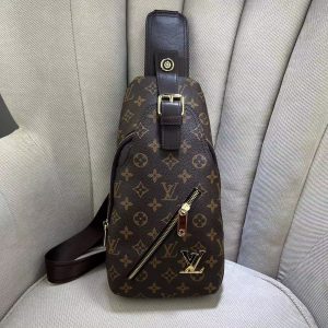 lv borsa uomo o4bd0.jpg
