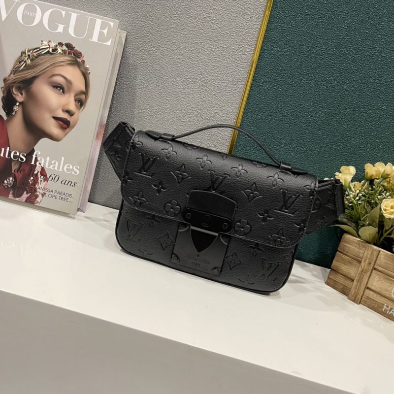 lv borsa uomo qr1tc.jpg