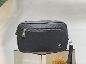 lv borsa uomo qtayk.jpg