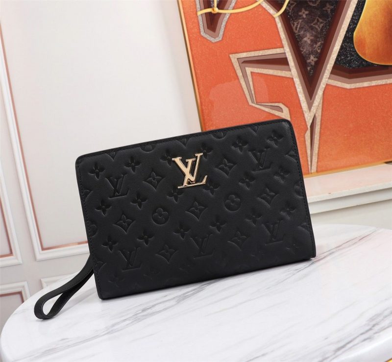 lv borsa uomo r89ge.jpg