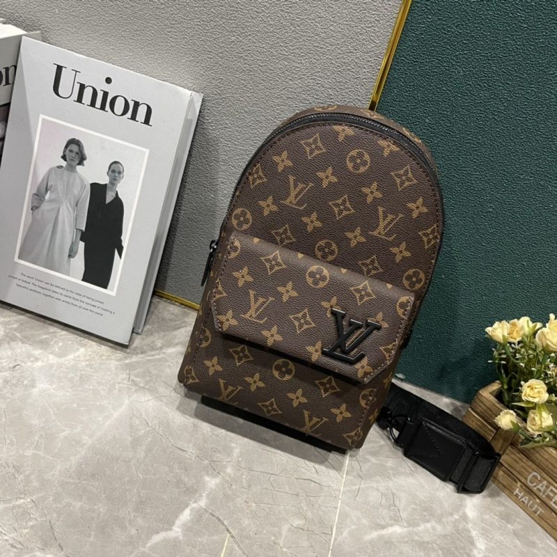 lv borsa uomo rgb5j.jpg