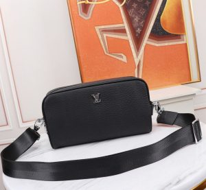 lv borsa uomo x0ppg.jpg