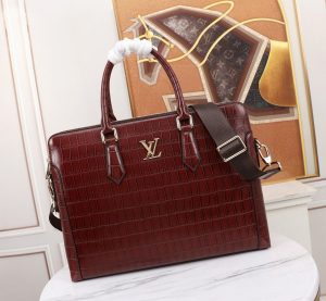 lv borsa uomo xyi3f.jpg